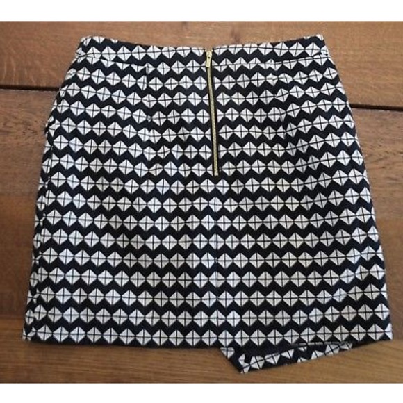 H&M Faux Wrap Skirt - Picture 3 of 6